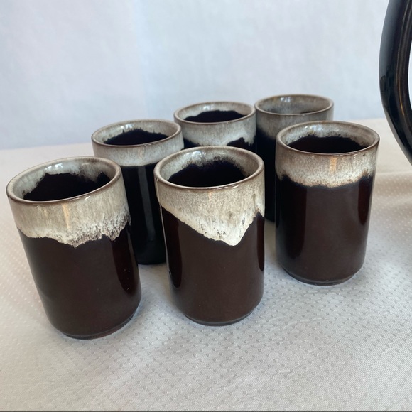 Vintage Ceramic Tea or Coffe Pot & Cups - Picture 6 of 12